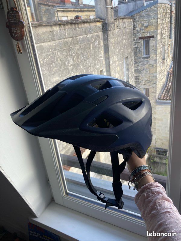 Casque GIANT Liv MIPS (image 1)