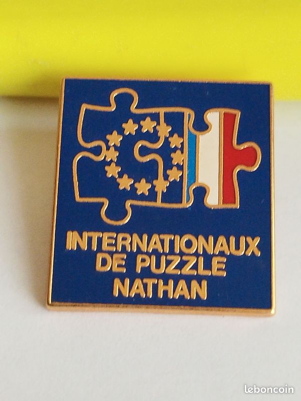 Pin's internationaux de puzzle Nathan (image 1)