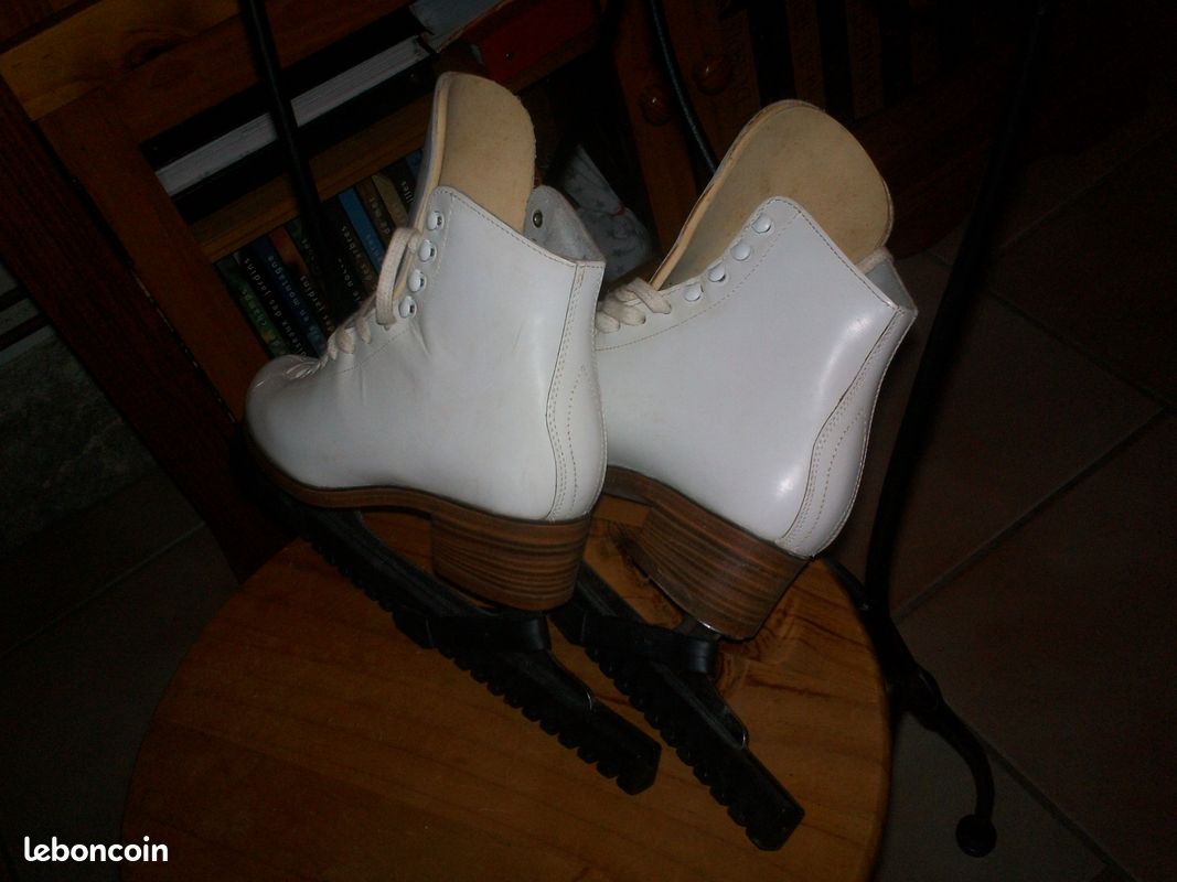 Patins glace blancs (image 4)