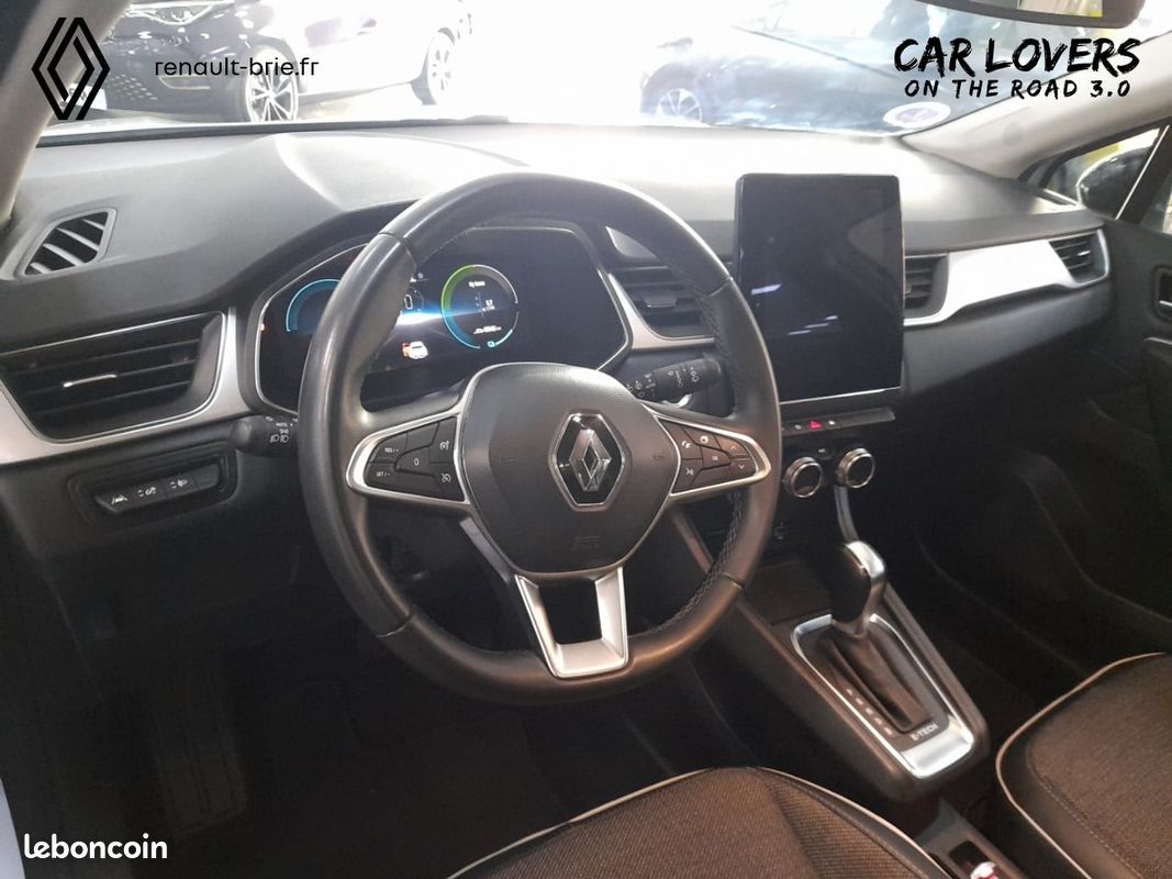 RENAULT Captur E-Tech full hybrid 145 Techno fast track (image 10)