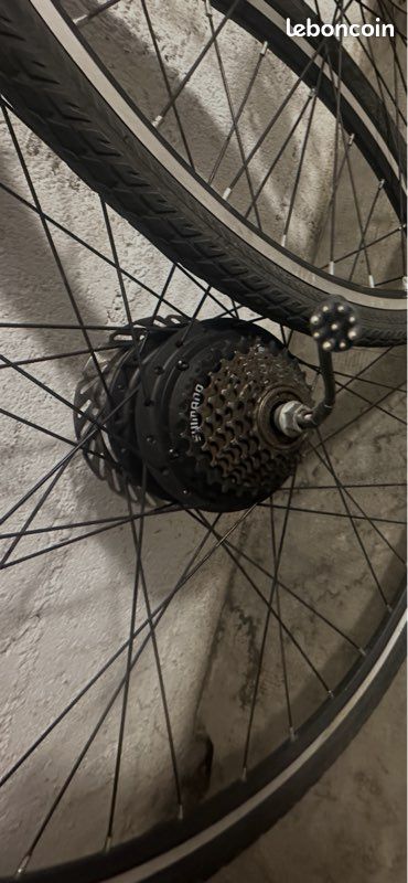 SHIMANO ULTEGRA ARRIÈRE Vélo Route Roue WH-R600 10 Vitesse EUR 175,41