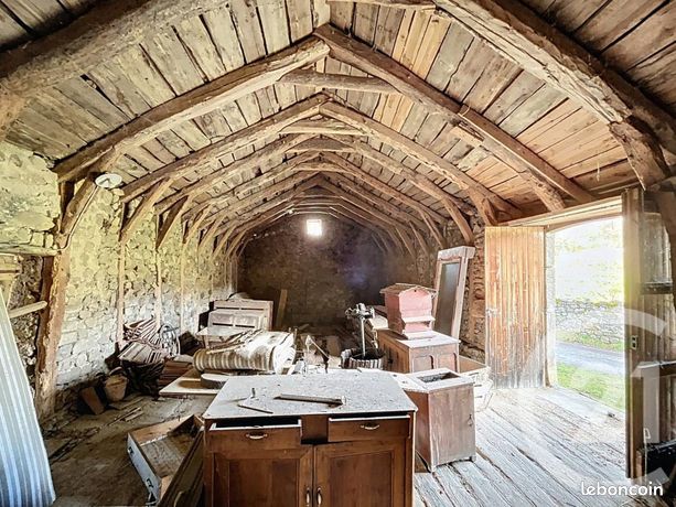 Ferme 3 pièces 225 m²