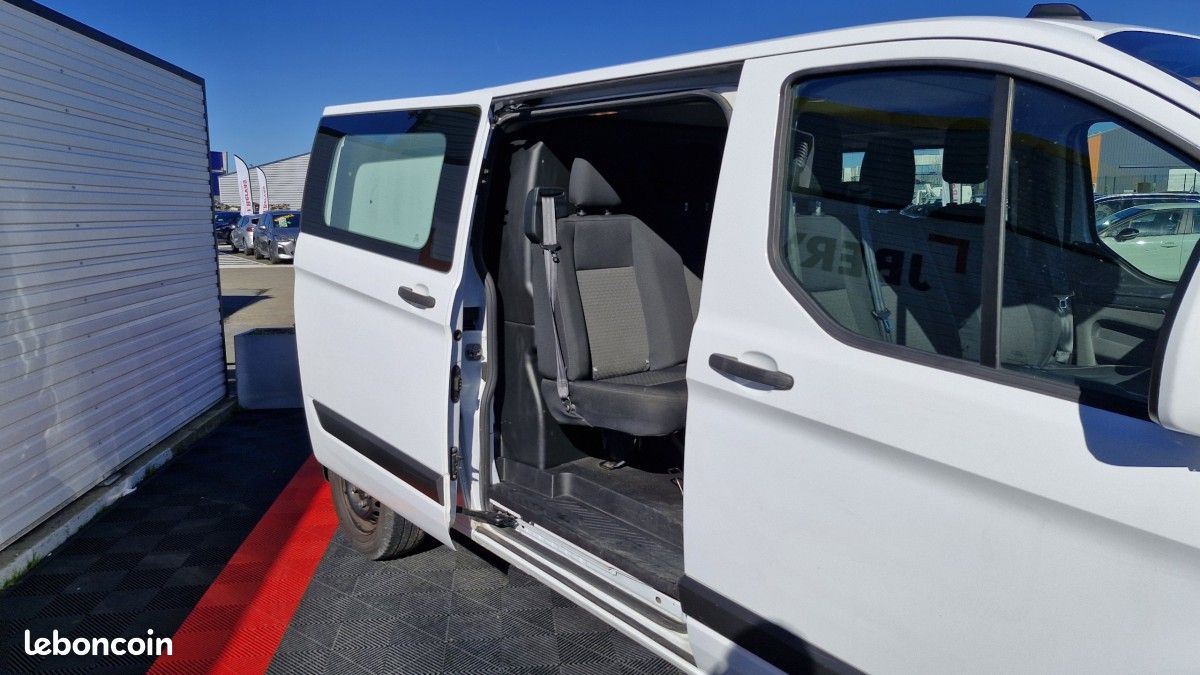 Ford Transit Custom CABINE APPROFONDIE L2H1 2.0 Ecoblue 130 Trend Business (image 20)