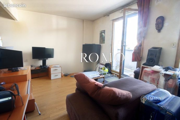 Studio 1 pièce 32 m²