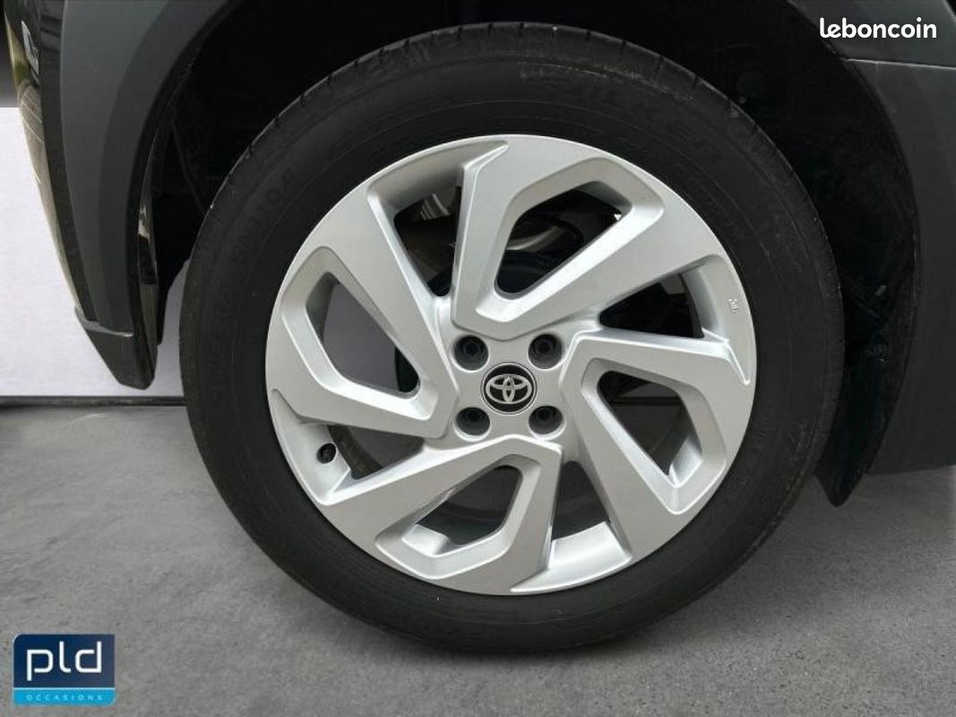Toyota Aygo X 1.0 VVT-i 72ch Design S-CVT (image 9)