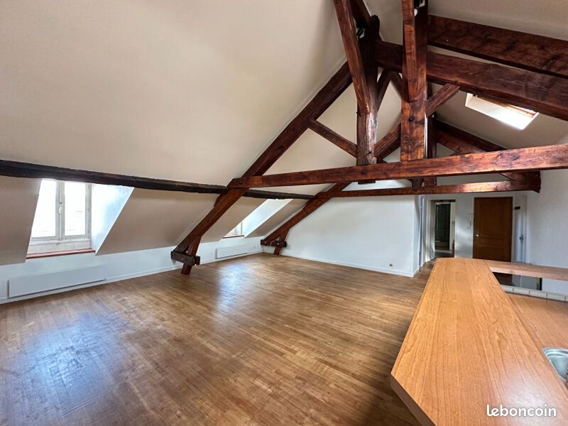 Appartement 5 pièces 97 m² · à Orléans · 97 m² · 1 195 €/mois