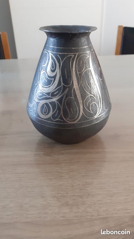 Vase indo-persan ou marocain artisanal ,métal et argent (image 2)