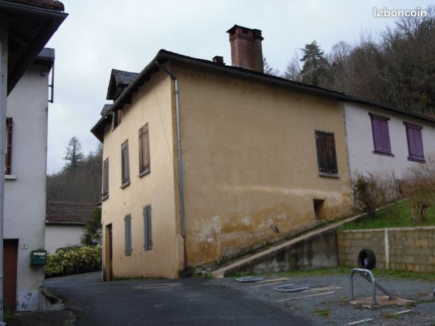 Maison de bourg sur Laguenne