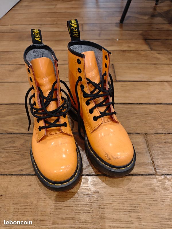 Doc martens orange (image 1)