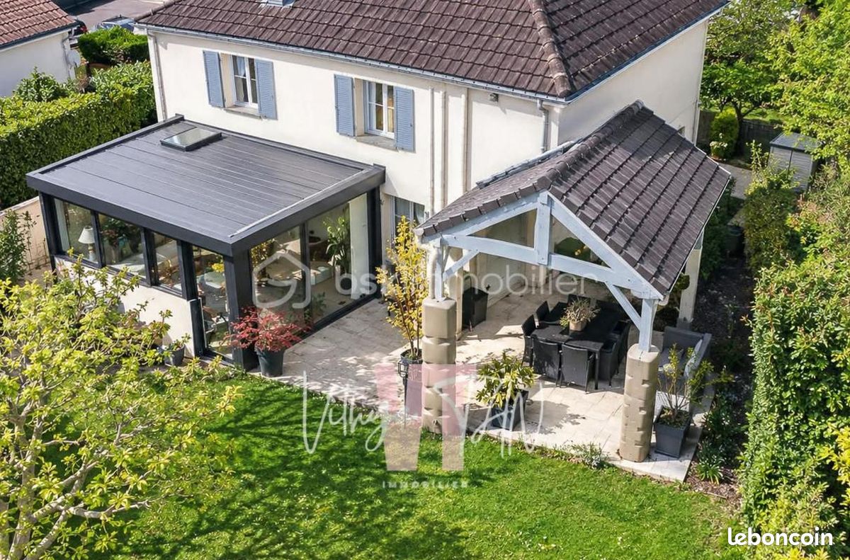 Maison 5 pièces 105 m² · à Bailly-Romainvilliers · 105 m² · 469 000 €