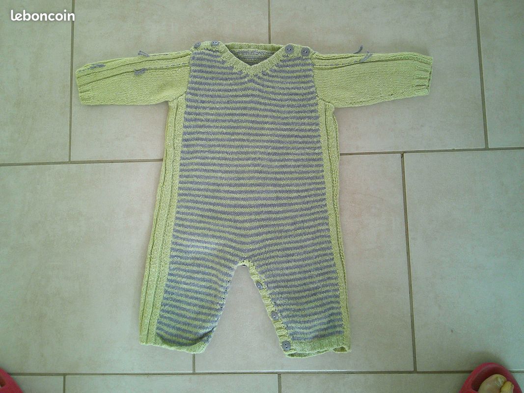 Combinaison bébé en laine (image 1)