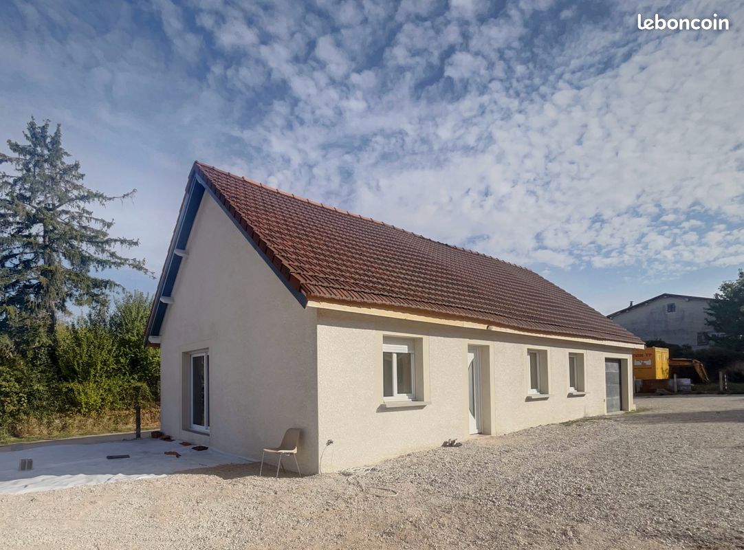 Maison 6 pièces 80 m² · à Pierre-de-Bresse · 80 m² · 160 000 €