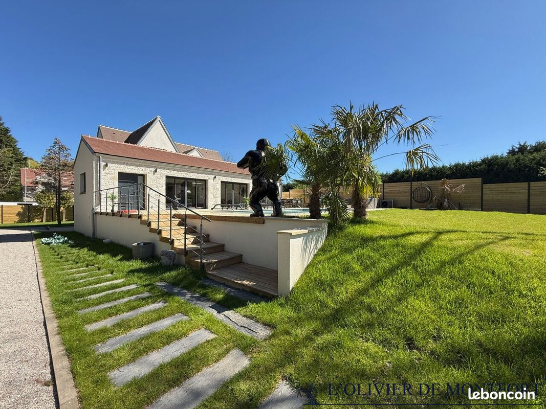 Maison 8 pièces 308 m² · à Montfort-l'Amaury · 308 m² · 1 200 000 €