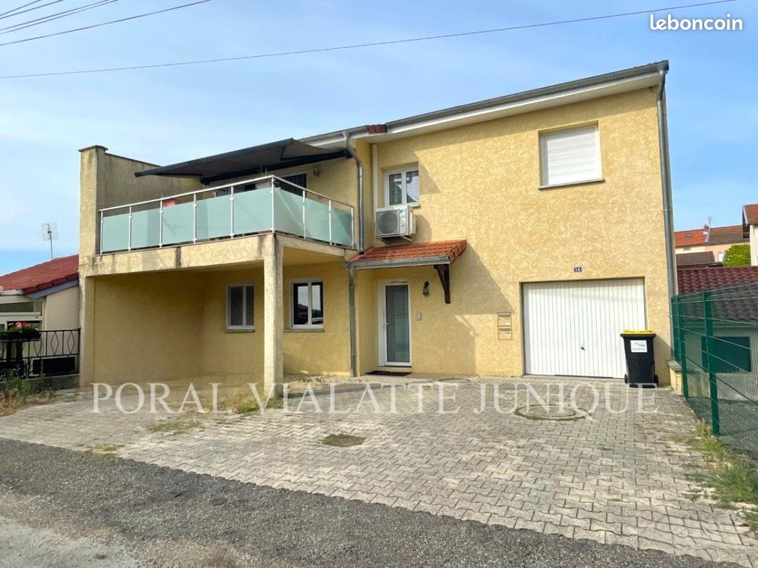 Appartement 3 pièces 77 m² · à Ambérieu-en-Bugey · 77 m² · 170 000 €