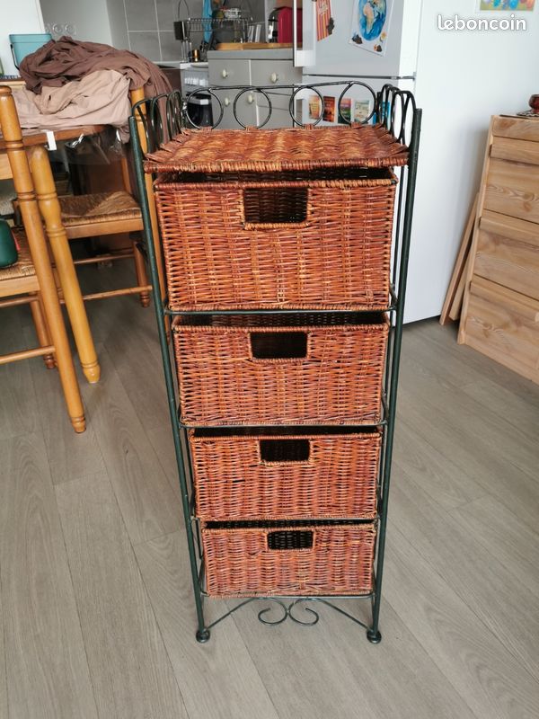 Meuble en osier (image 1)