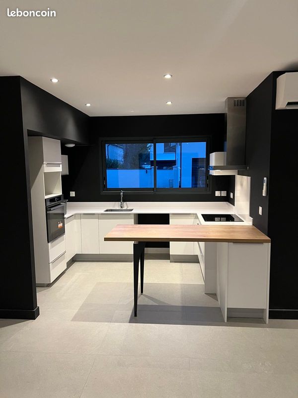 Maison 4 pièces 136 m² · à Villenave-d'Ornon · 136 m² · 1 750 €/mois