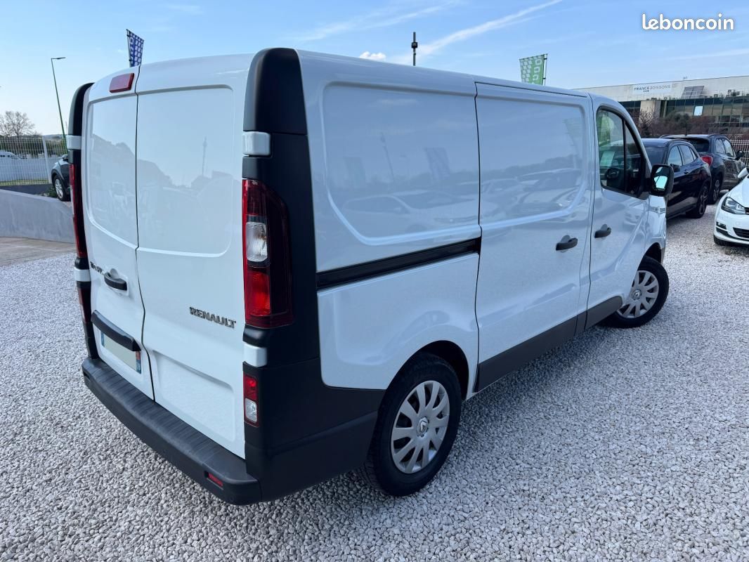 Renault Trafic FOURGON FGN L1H1 1000 KG DCI 145 ENERGY E6 GRAND CONFORT (image 2)