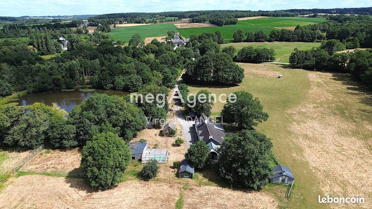 Maison 17 pièces 340 m² · à Ploërmel · 340 m² · 762 000 €