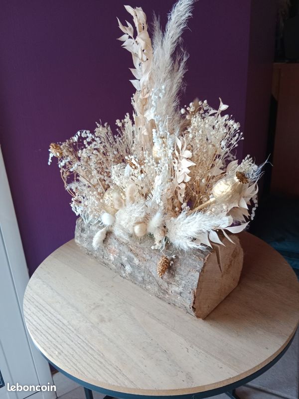 Composition De Fleurs Séchées Sur Bois Flotté – 37x40 Cm – Décoration Naturelle