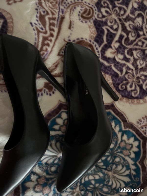 Escarpin noir (image 3)