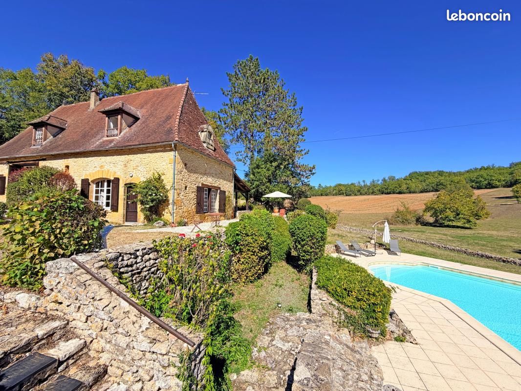 Maison 4 pièces 142 m² · à Trémolat · 142 m² · 420 000 €