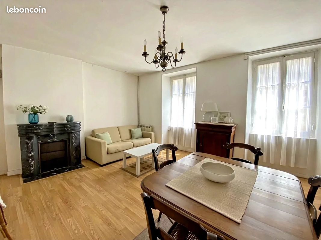 Maison 6 pièces 112 m² · à Le Dorat · 112 m² · 71 500 €