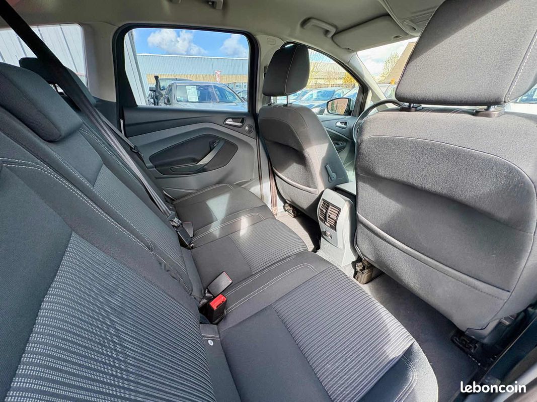 Ford c-max (image 15)