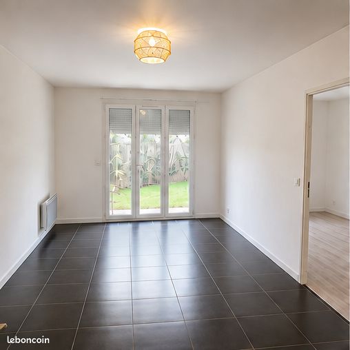 Appartement 2 pièces 45 m² · à Amboise · 45 m² · 570 €