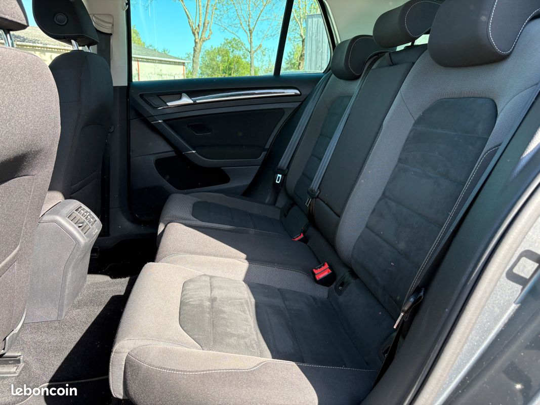 Volkswagen golf vii facelift 1.5l tsi 150ch dsg7 carat pack r-line / 4 PNEUS NEUFS 4 SAISONS (image 10)