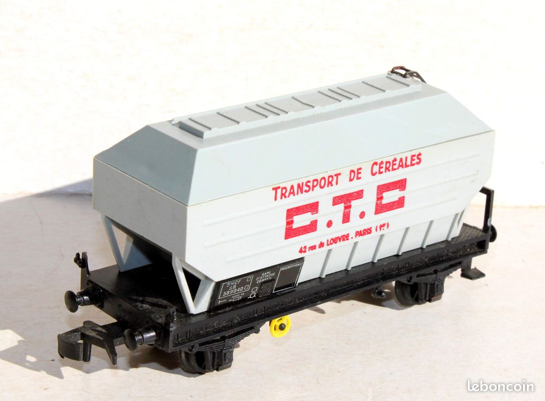 REE-Modeles WB-885 voie H0 2 wagons céréaliers CTC de REE-Modeles WB-885 voie H0 2 wagons céréaliers CTC de
