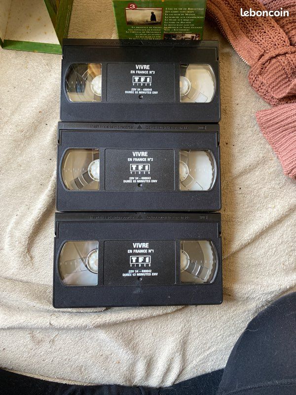 Coffret 3 VHS vivre en France (image 5)