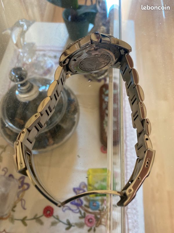 Vendré Montre Longines hydro-conquest 200 (image 2)
