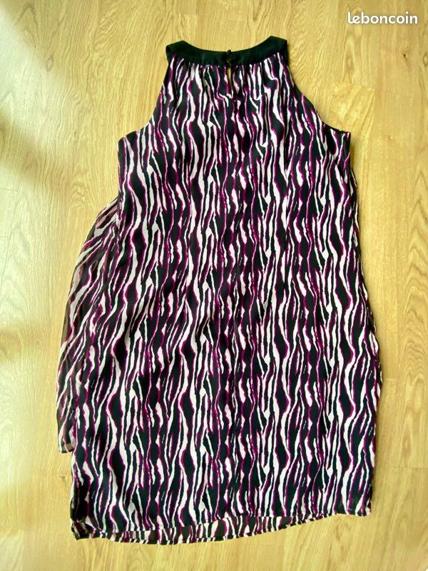 Robe (image 2)