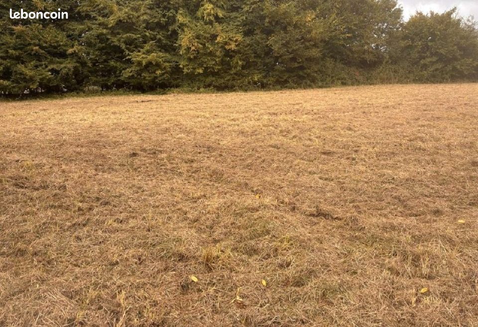 Terrain 1211 m² · à Machy · 42 500 €