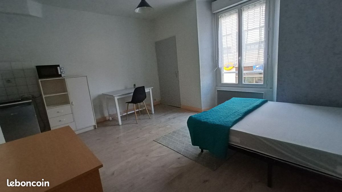 Appartement 1 pièce 24 m² · à Bressuire · 24 m² · 325 €/mois