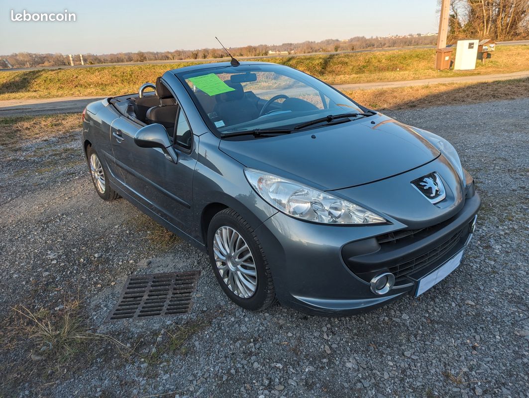 Peugeot 207 CC 1.6 120cv occamobile 64 pau (image 1)