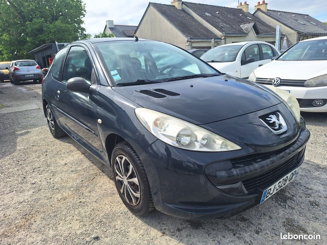 PEUGEOT 206+ 1.1e 60ch Urban (image 6)