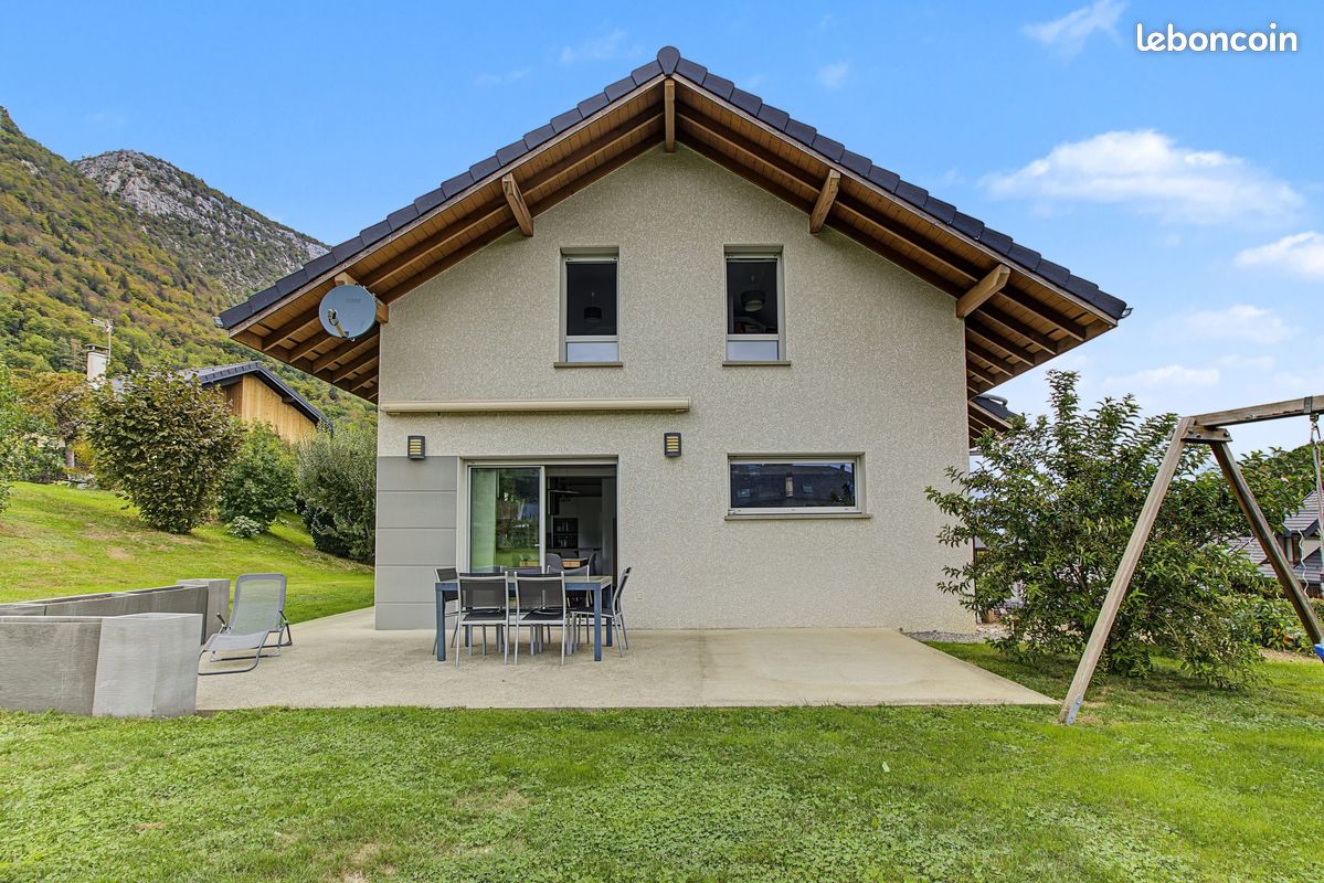 Maison 5 pièces 105 m² · à Entrevernes · 105 m² · 635 000 €