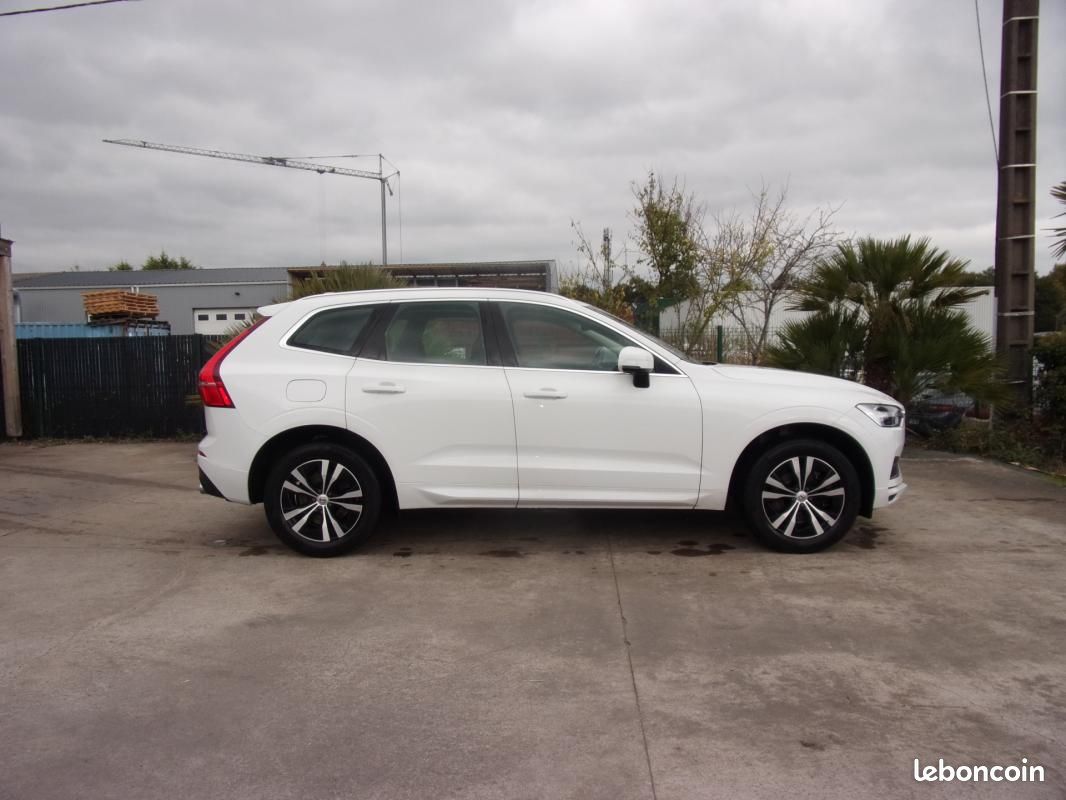 Volvo XC60 BUSINESS D4 190 ch AdBlue Geatronic 8 Executive TVA récupérable (image 4)