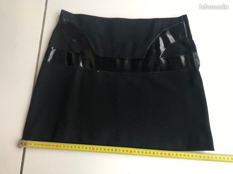 Mini jupe noire comptoir des cotonniers 38 (image 2)