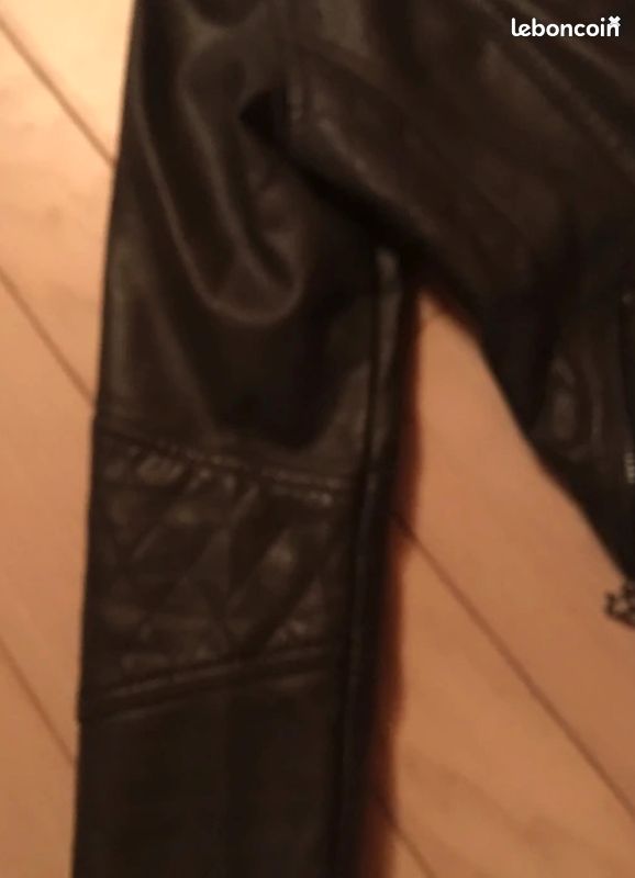 Veste noire en simili cuir (image 6)