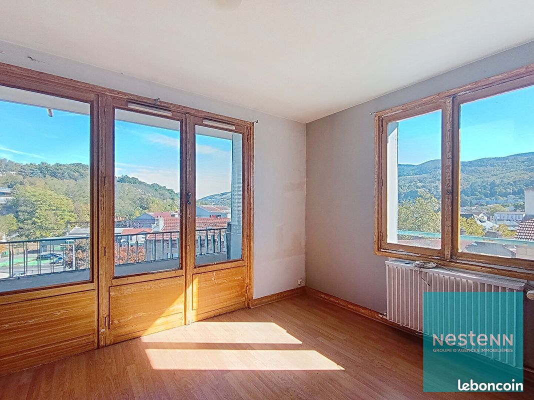 Appartement 3 pièces 52 m² · à Saint-Étienne · 52 m² · 45 000 €