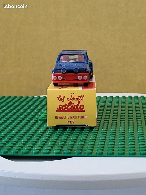Renault 5 Verte Solido 1/43 - Miniature Ancienne - État D'Occasion