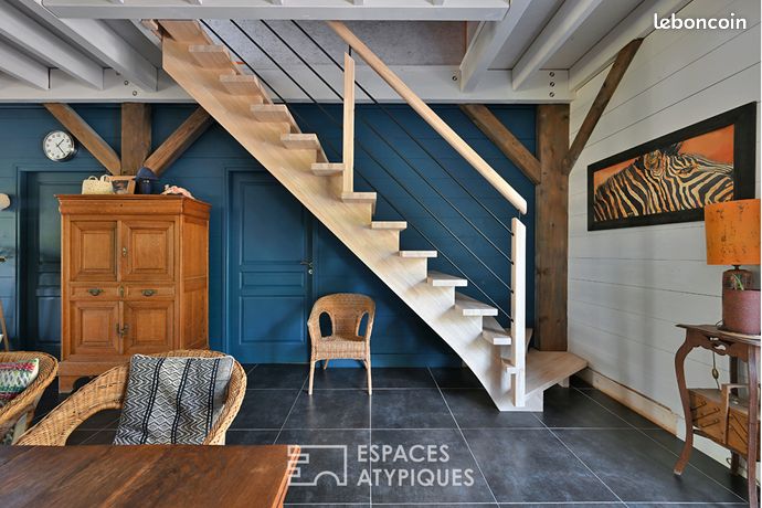 Villa 9 pièces 250 m²