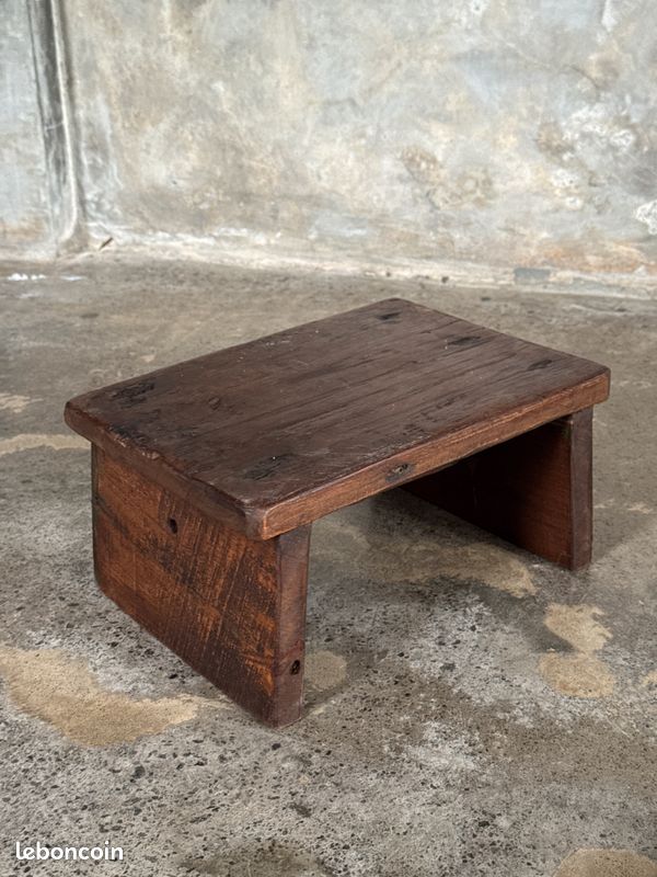 Petit tabouret d'appoint en teck upcyclé traces de chromie verte pied (3278) (image 6)