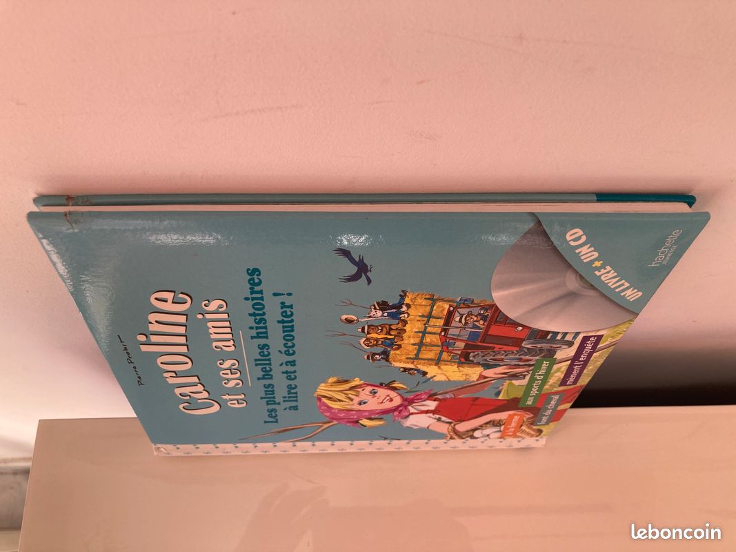 DVD EMBARQUEMENT IMMÉDIAT ET LIVRE CAROLINE ET SES AMIS P PROBST - Caroline à la ferme - aux sports d'hiver - fait du cheval - mène l'enquête - Pierre PROBST HACHETTE (image 12)