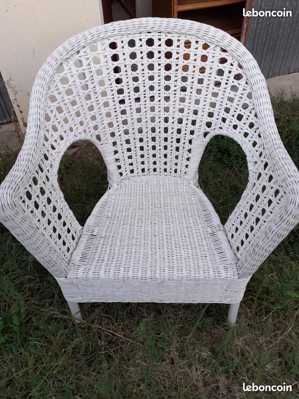 Fauteuils rotin et chaises enfant (image 5)