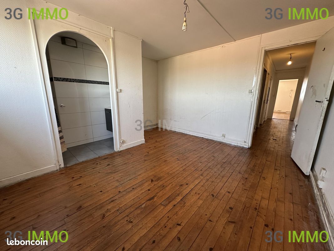 Grand T2 avec bureau – Hyper Centre (image 4)