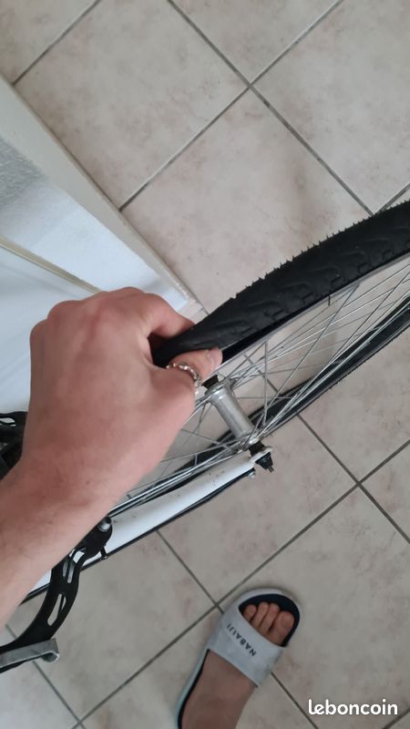 Vélo et équipements (image 2)