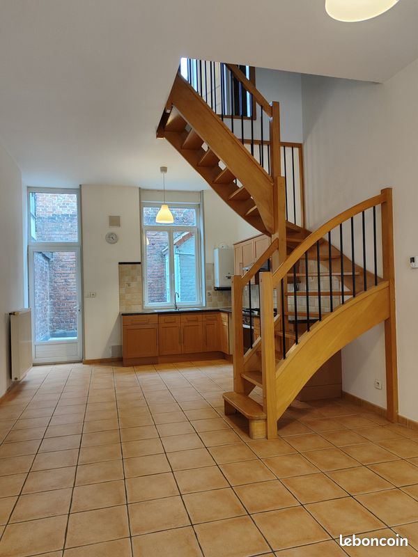 Maison 5 pièces 87 m² · à Tourcoing · 87 m² · 880 €